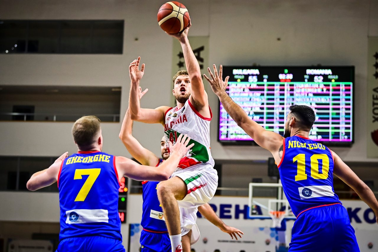 Баскетбол, България - Румъния, Александър Везенков