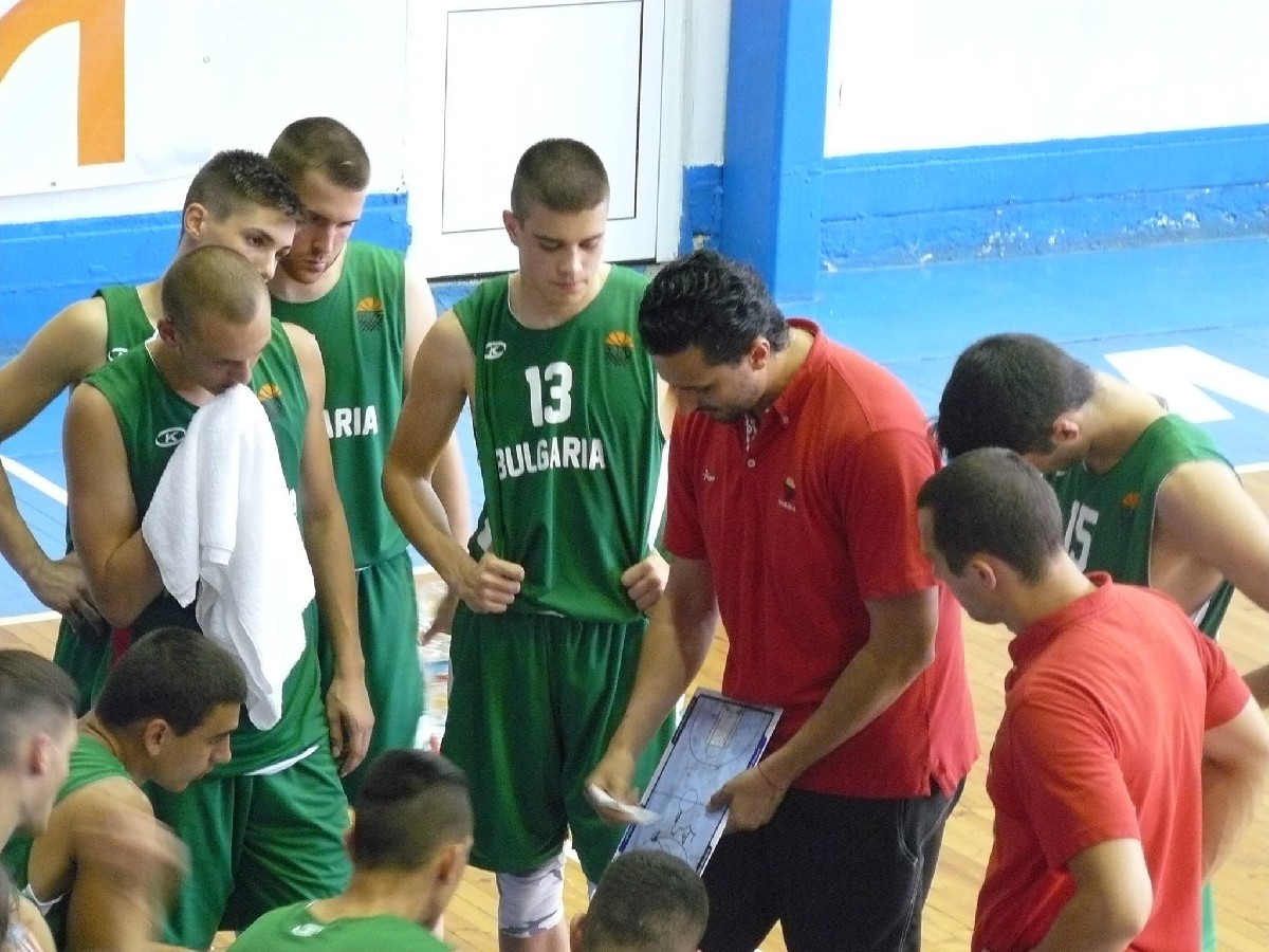 Юноши до 18 години на България - баскетбол