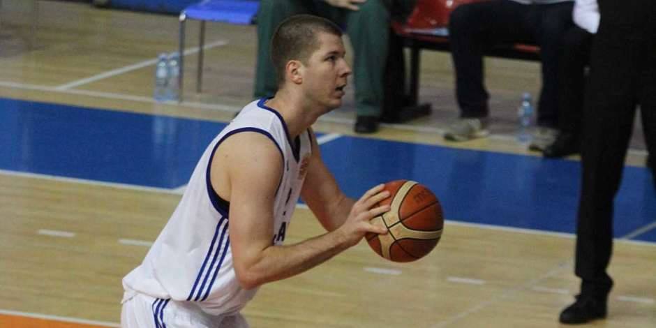 баскетбол-Никола-Вуйович-Академик-Бултекс-99.jpg