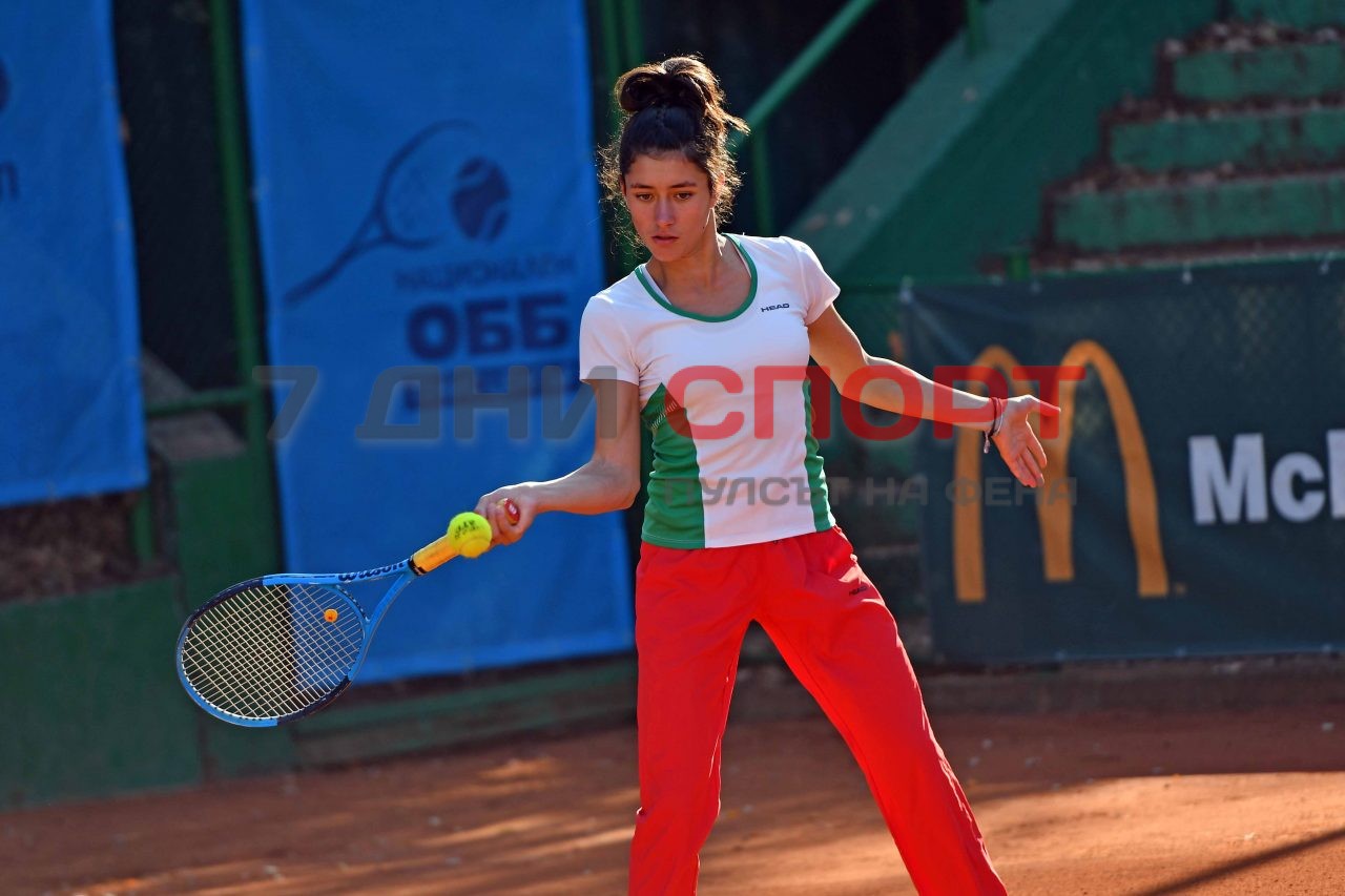 Горан Джокович гледа тренировка тенис национали жени 4