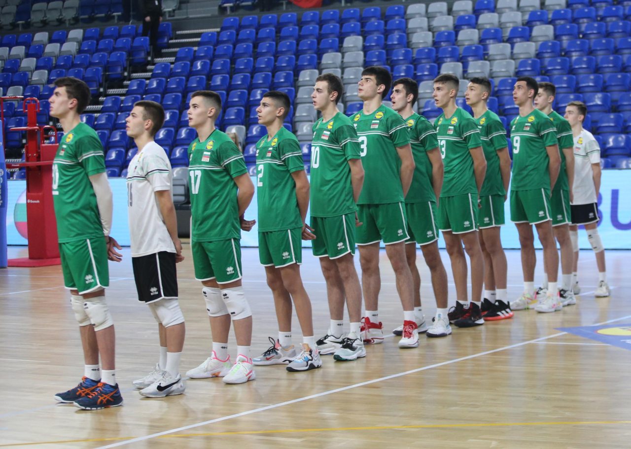 България U18 - Румъния U18,