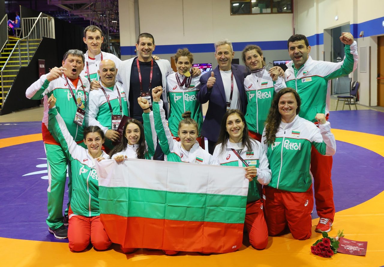 Български национален отбор по борба - жени,